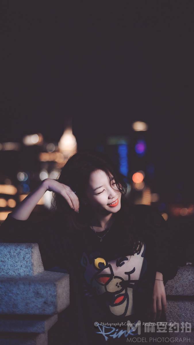 夜景模特