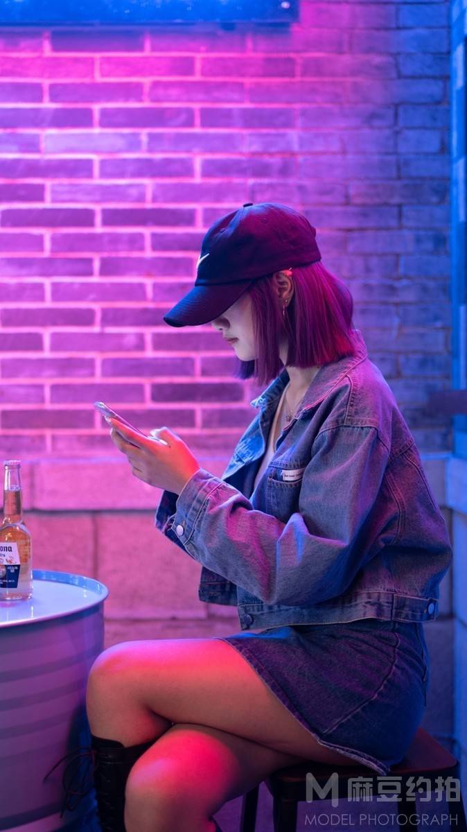 黑白模特
