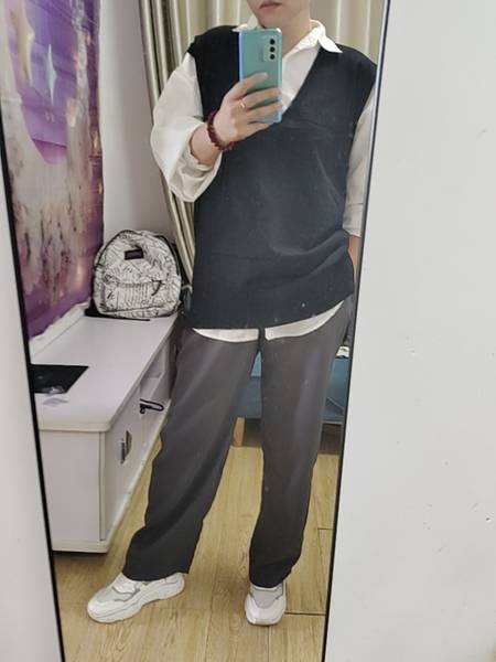 黑白模特