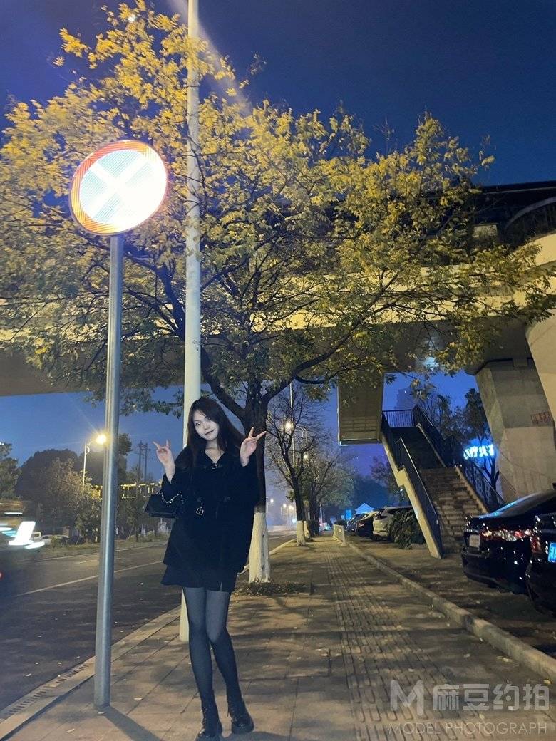 夜景模特
