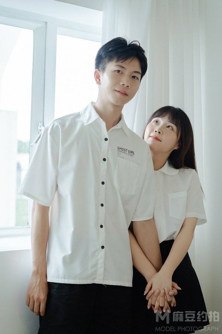 情侣模特