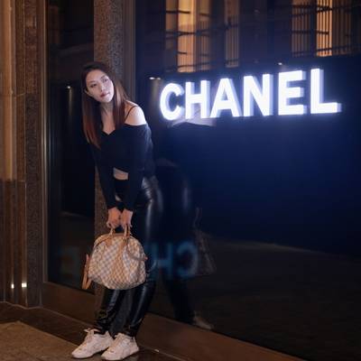 夜景模特