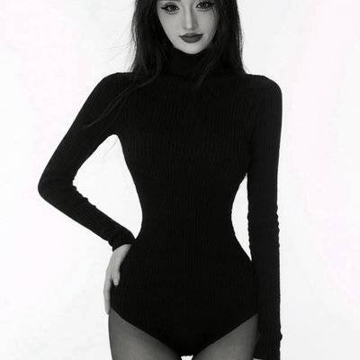 黑白模特