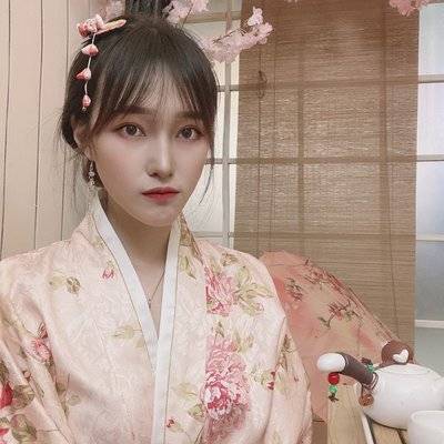 妆容模特