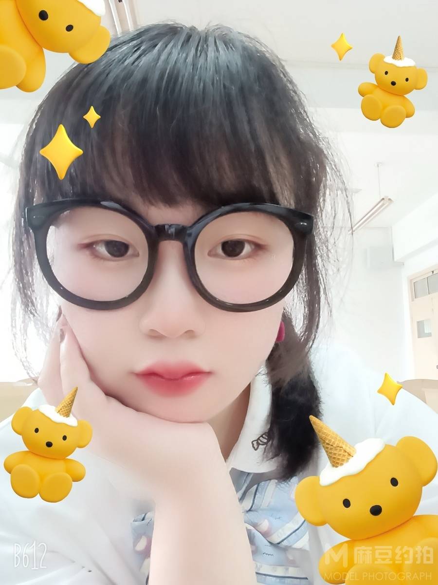 校园模特