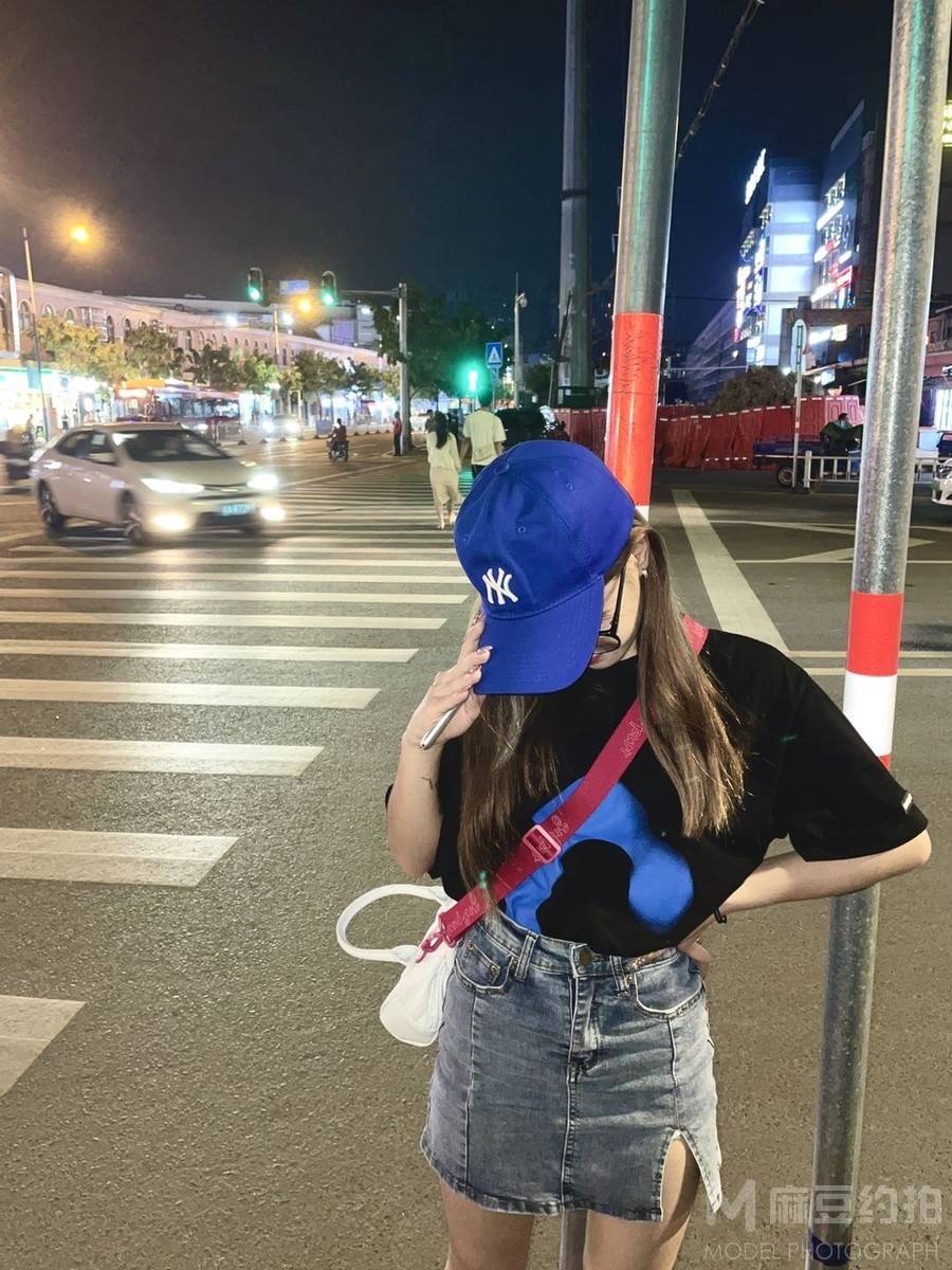 夜景模特