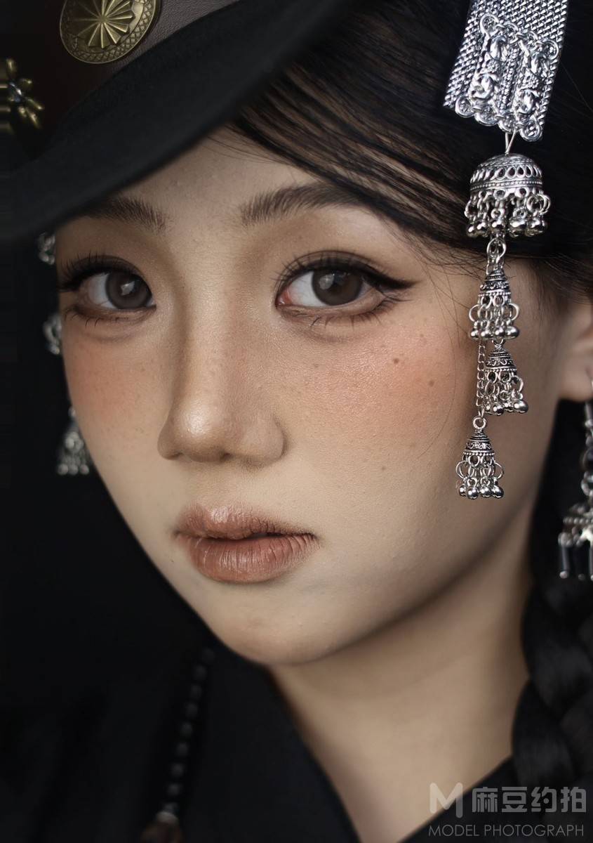 妆容模特