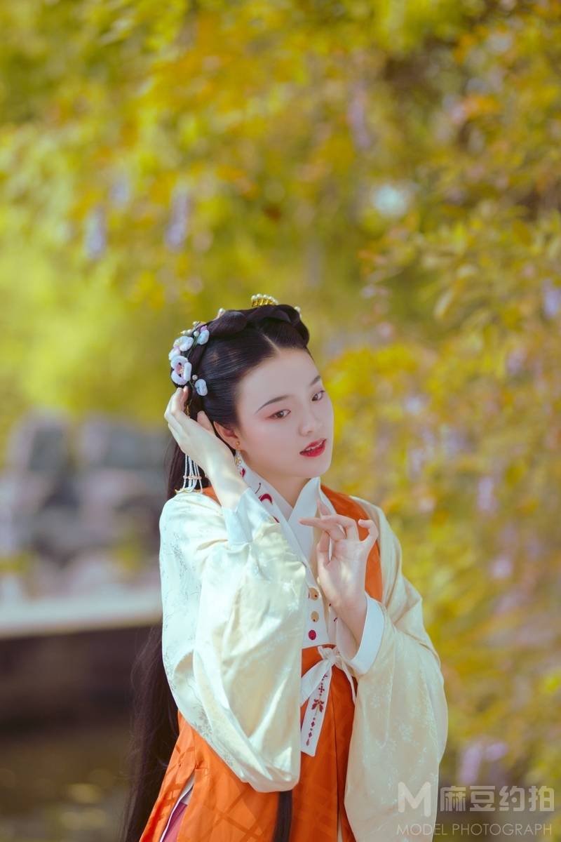 汉服模特