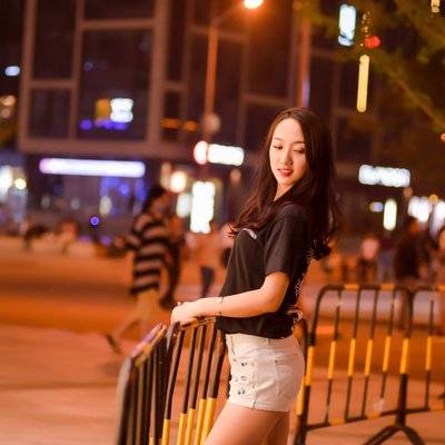 夜景模特