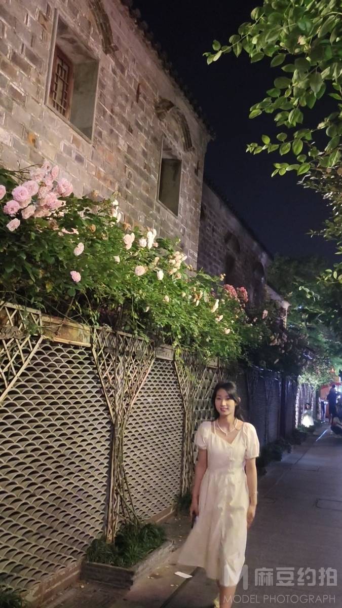 纪实模特