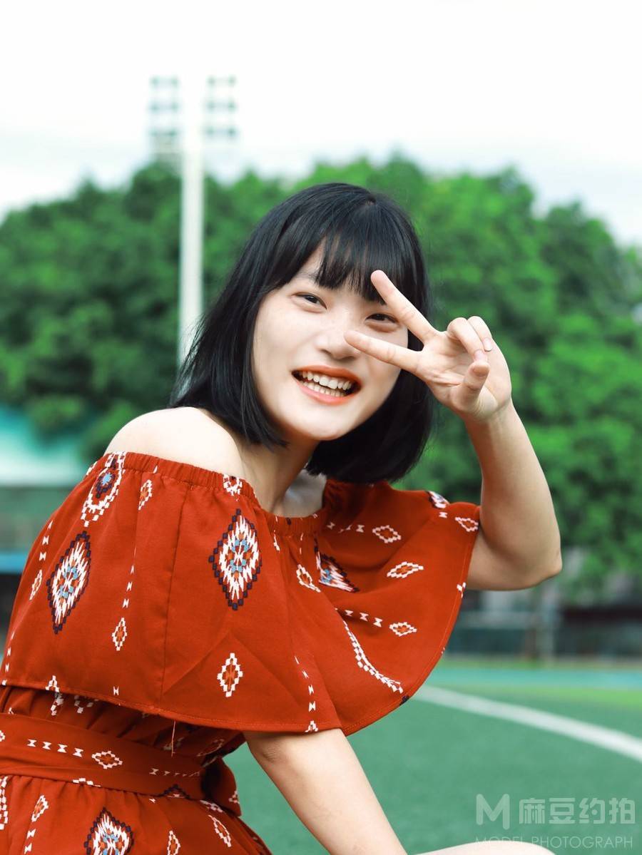 校园模特