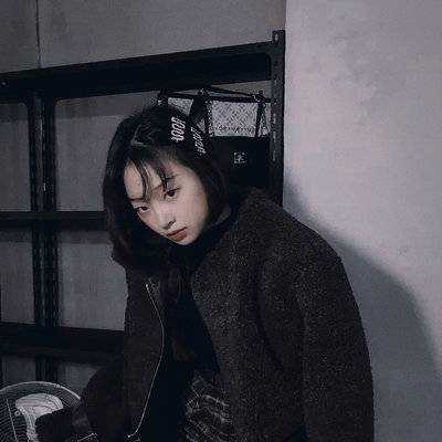 黑白模特