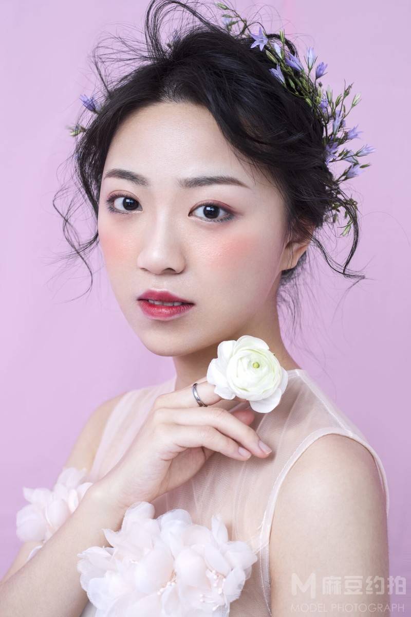 妆容模特