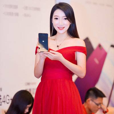黑白模特