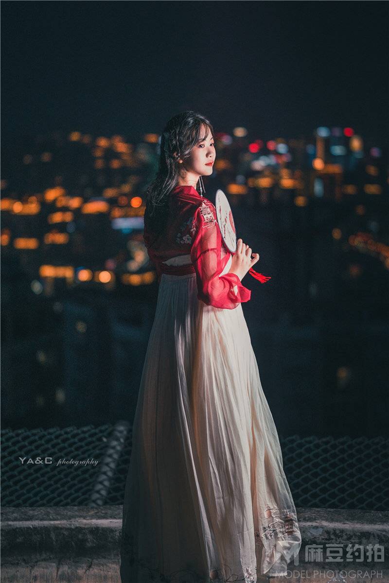 汉服模特
