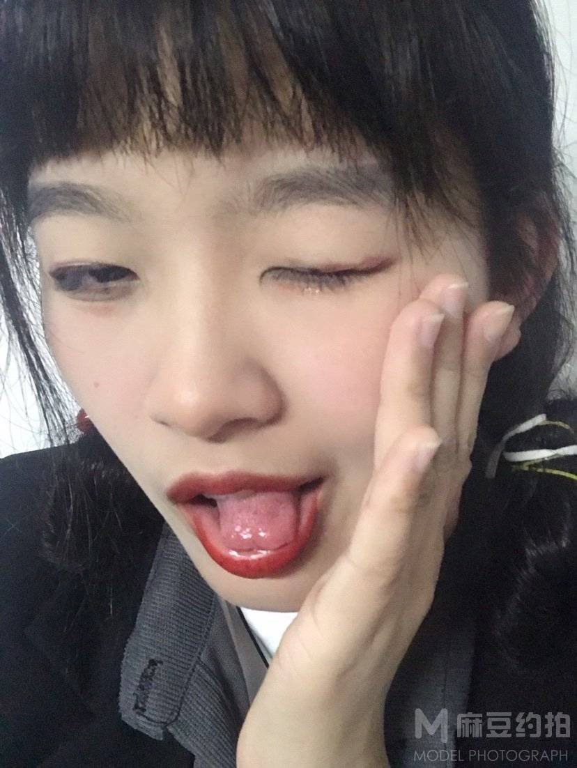 胶片模特