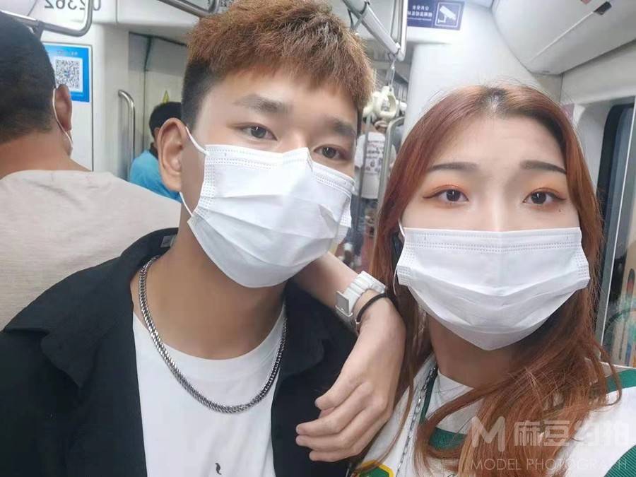 情侣模特