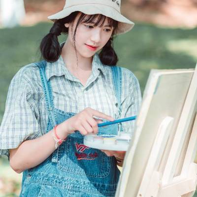 校园模特