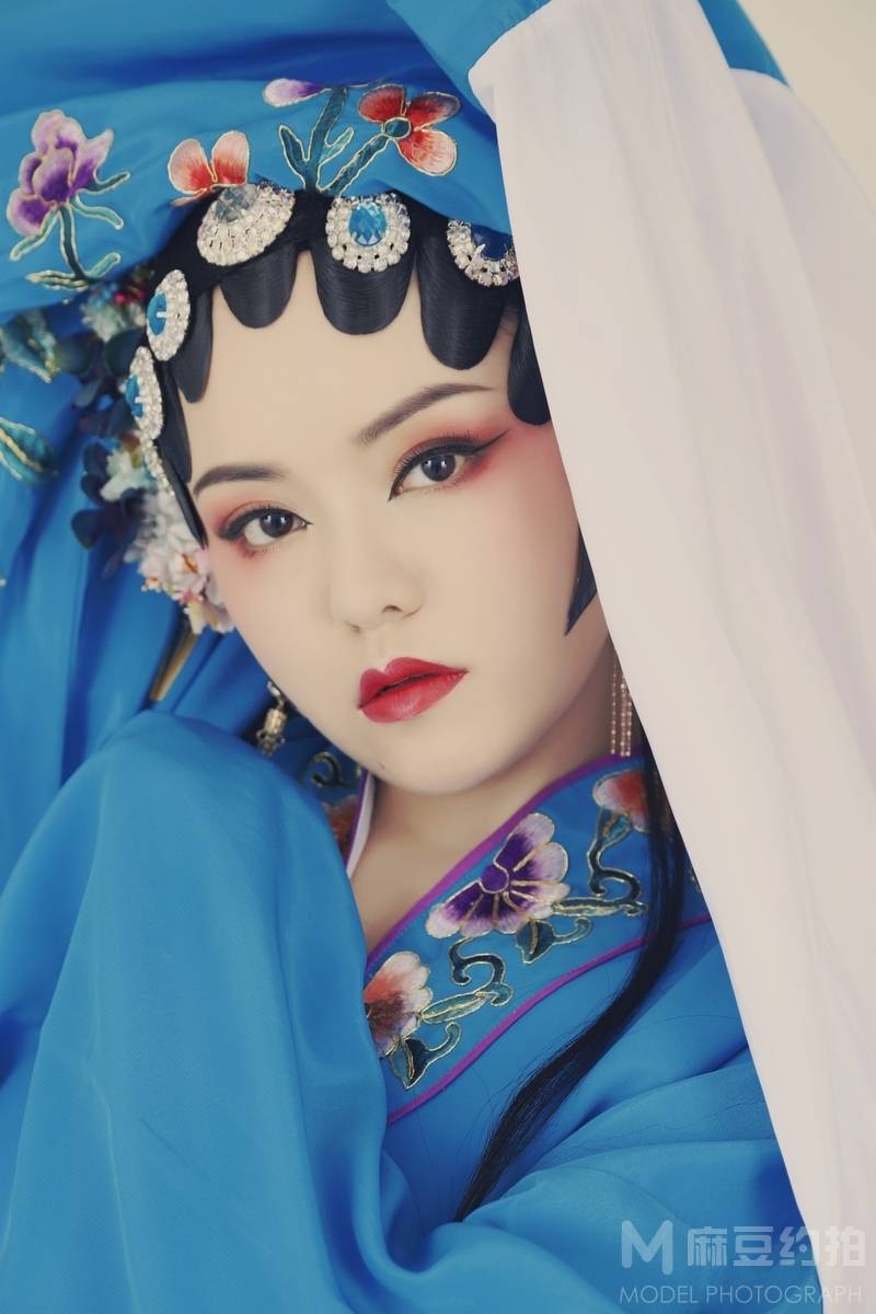 妆容模特