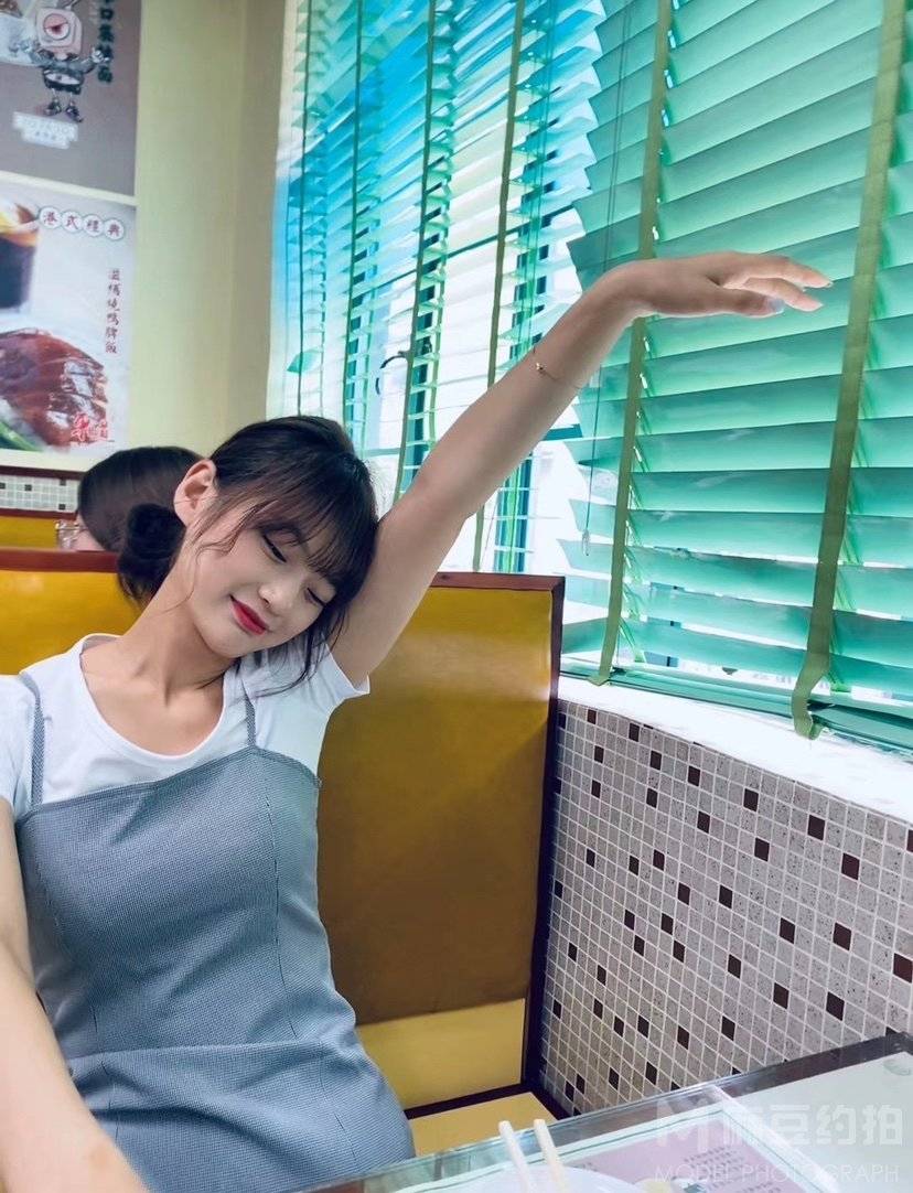 胶片模特