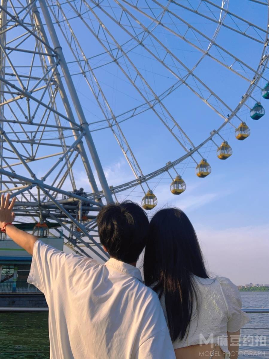 情侣模特