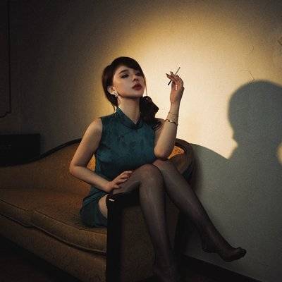 情绪模特