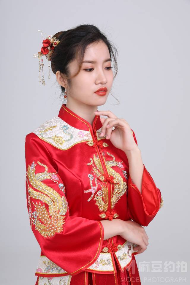 妆容模特