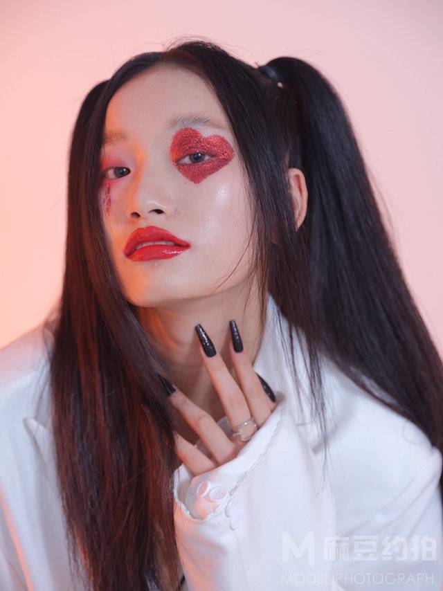 妆容模特