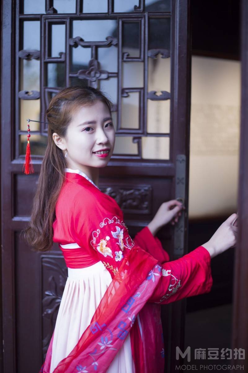 汉服模特