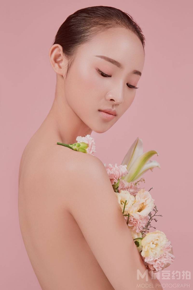 胶片模特