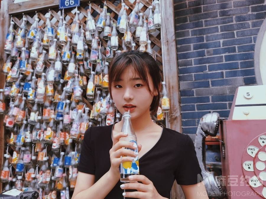 妆容模特