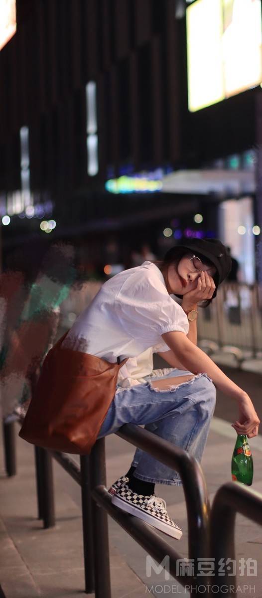 夜景模特