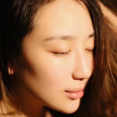 黑白模特