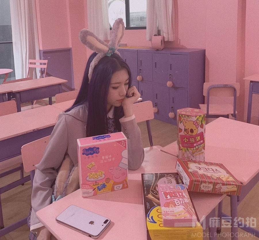 校园模特