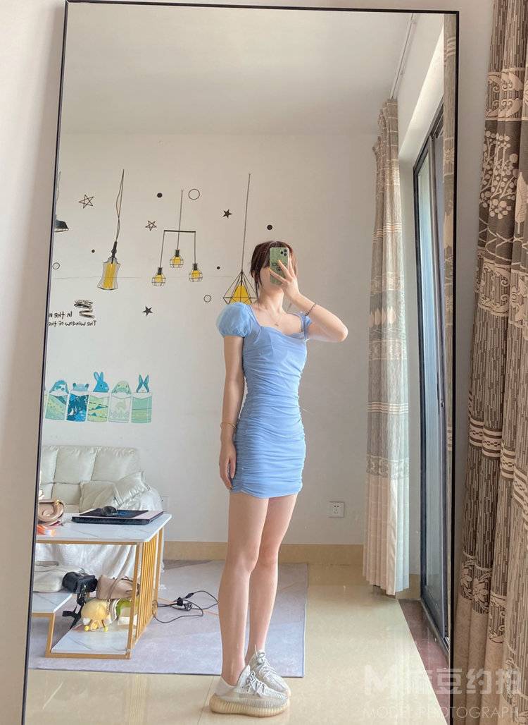 清新模特