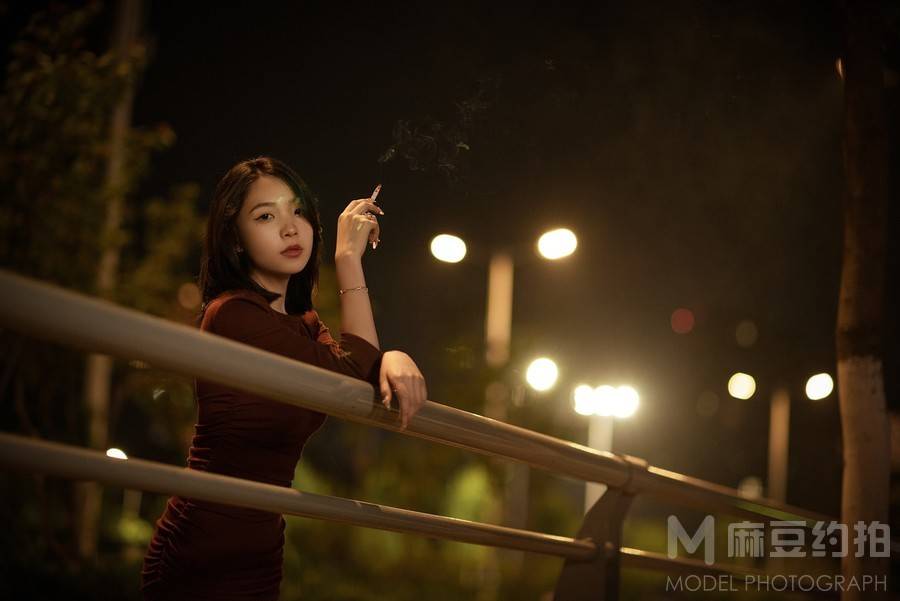 夜景模特