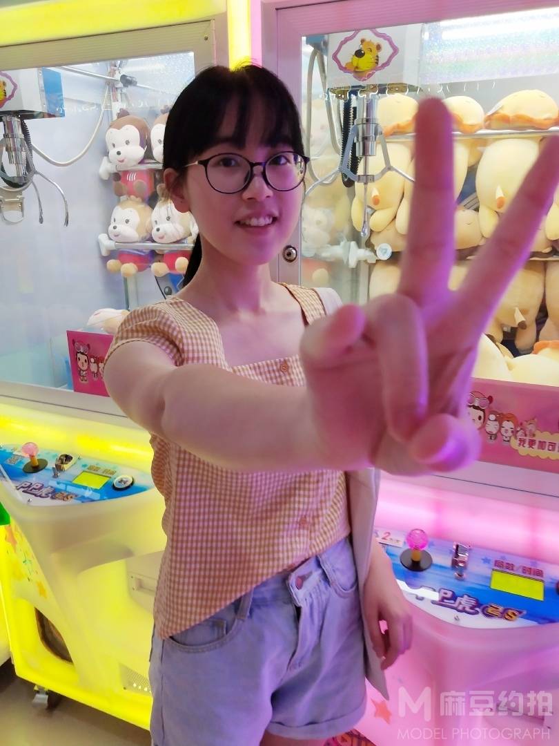 清新模特