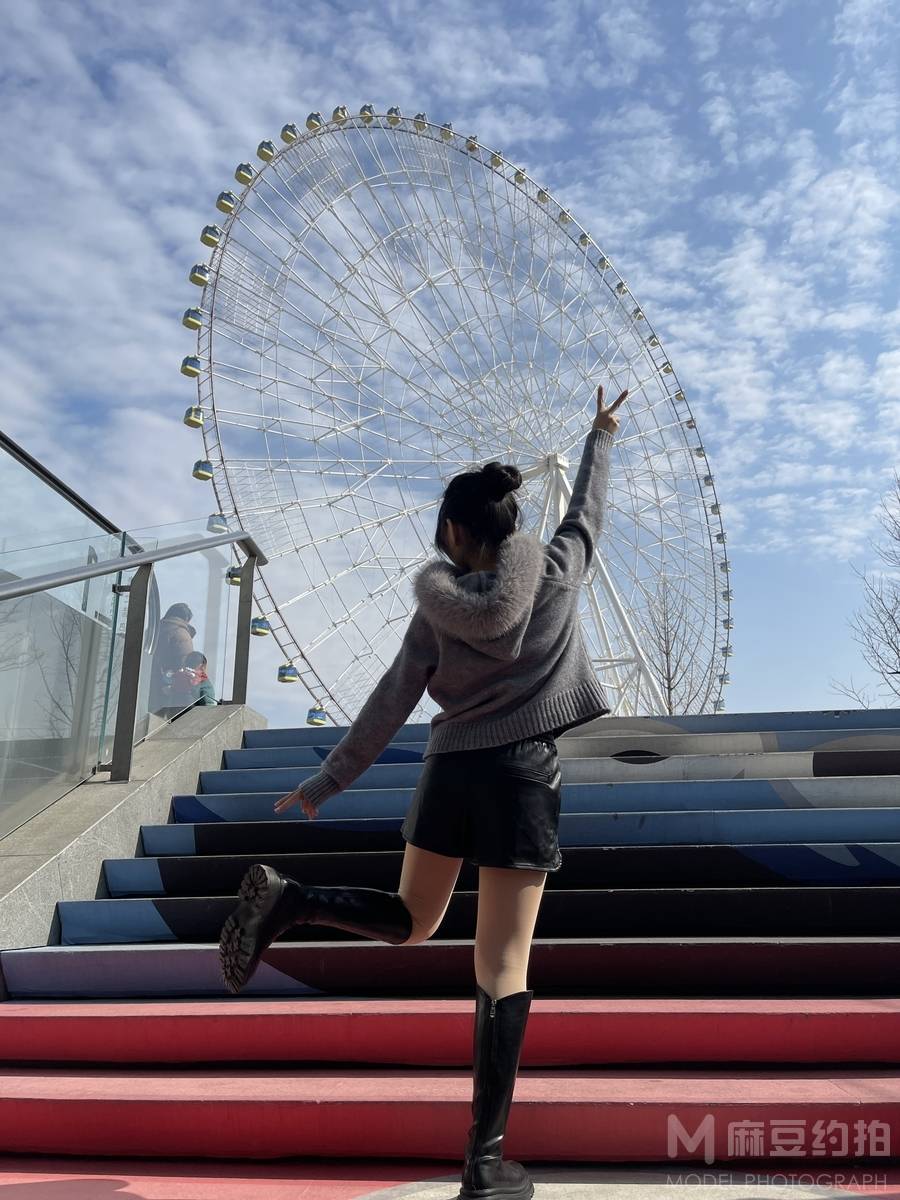 校园模特