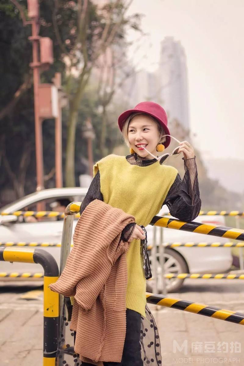 情绪模特
