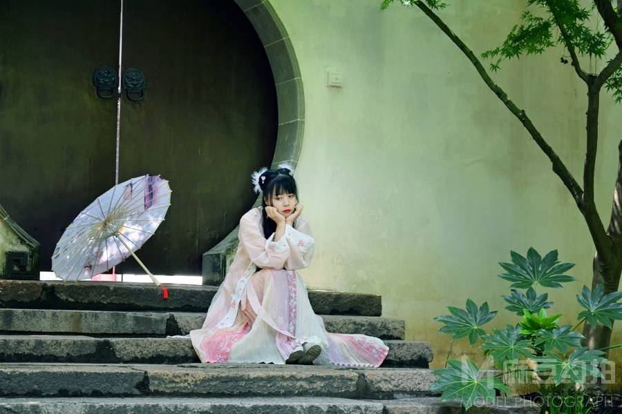 汉服模特