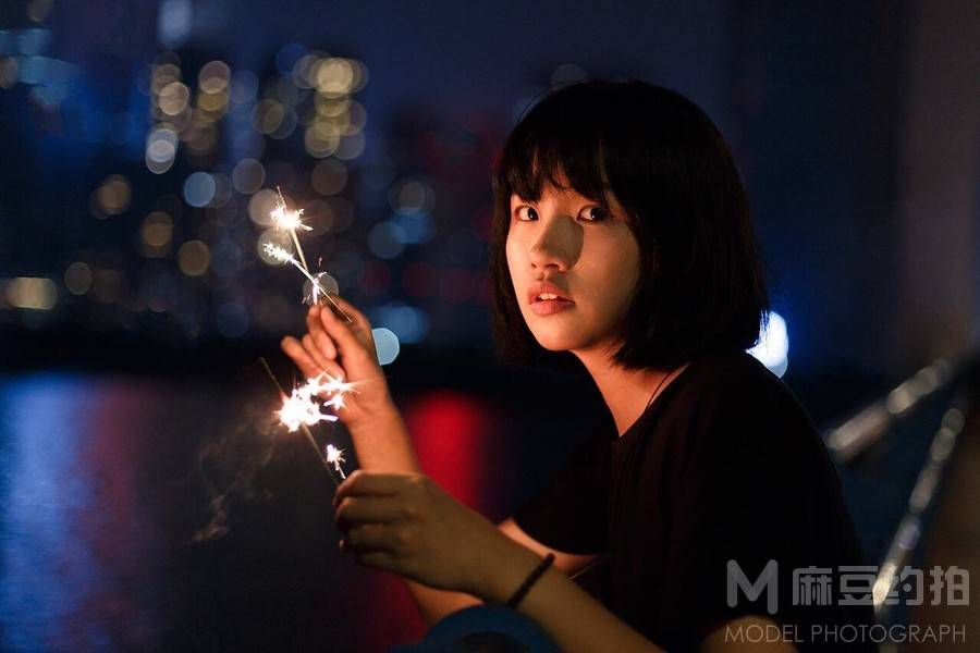 夜景模特