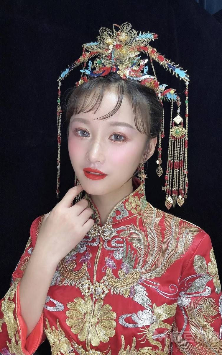 妆容模特