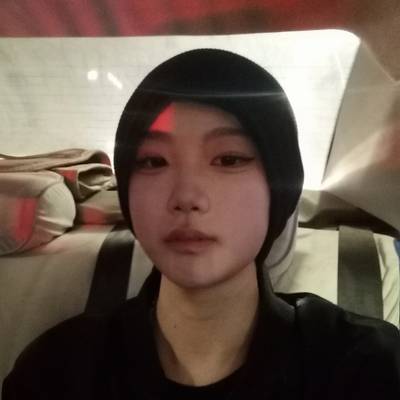 黑白模特