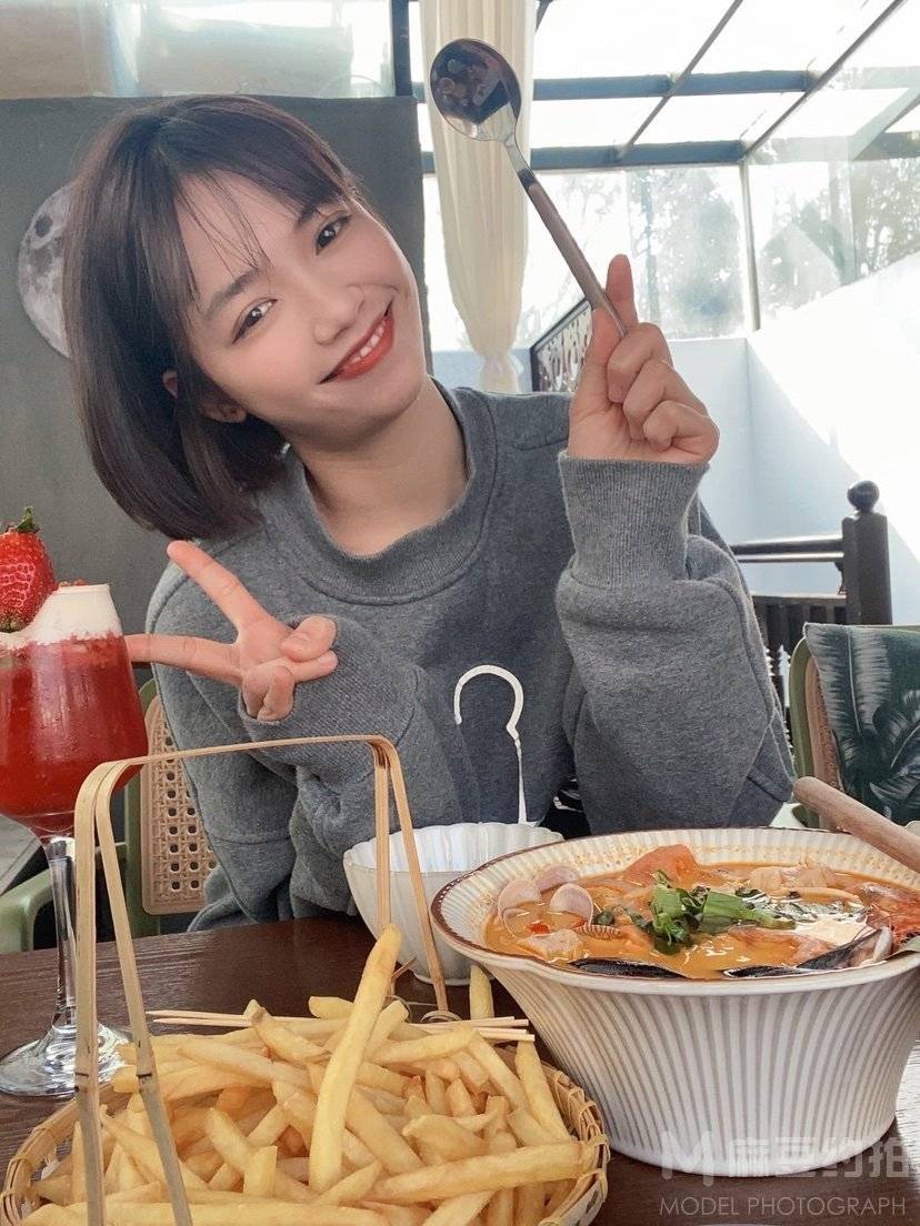 少女模特