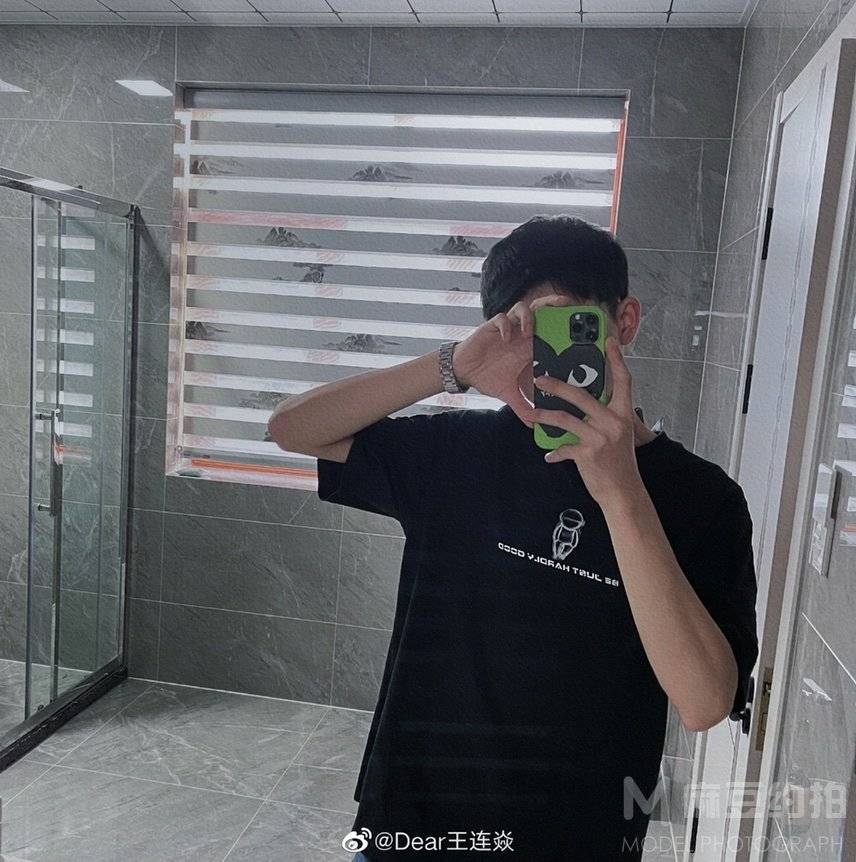 纪实模特