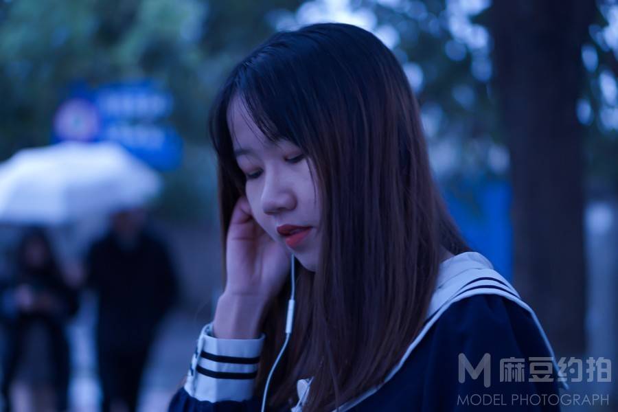 情绪模特