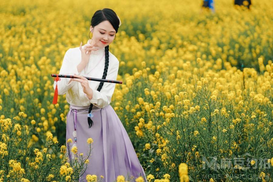 清新模特