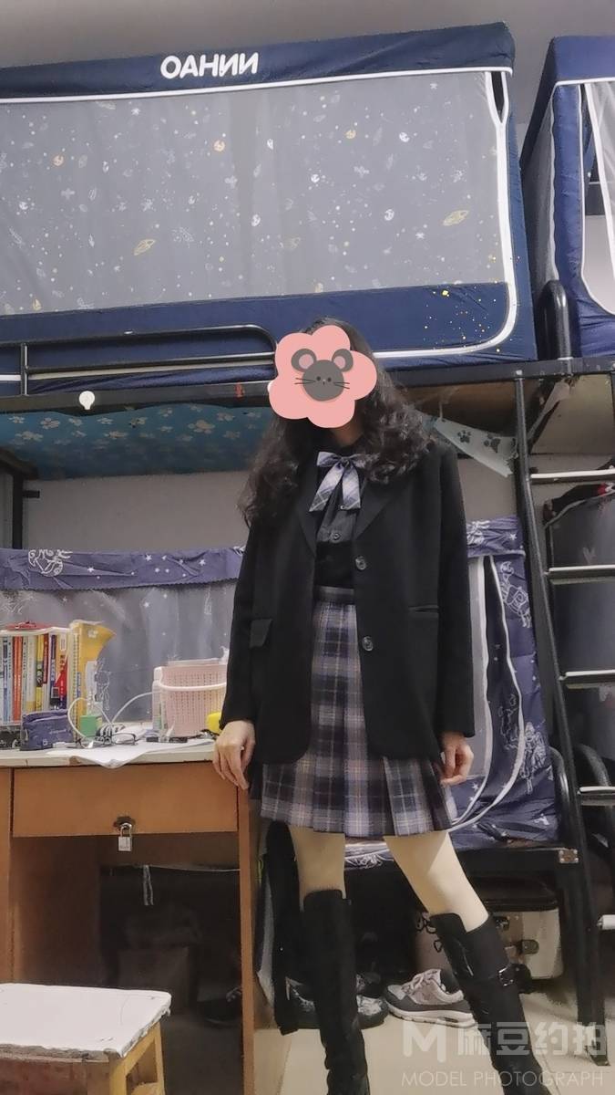 校园模特