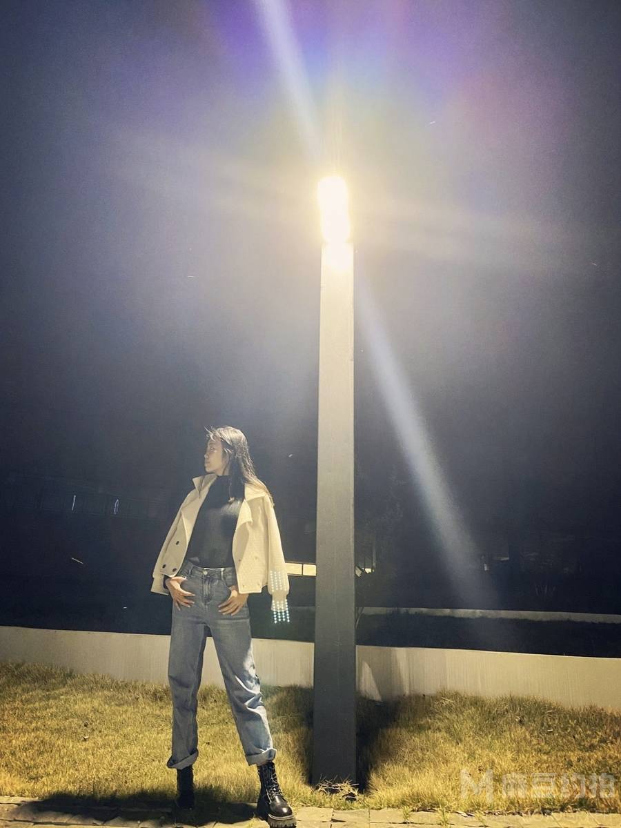 夜景模特