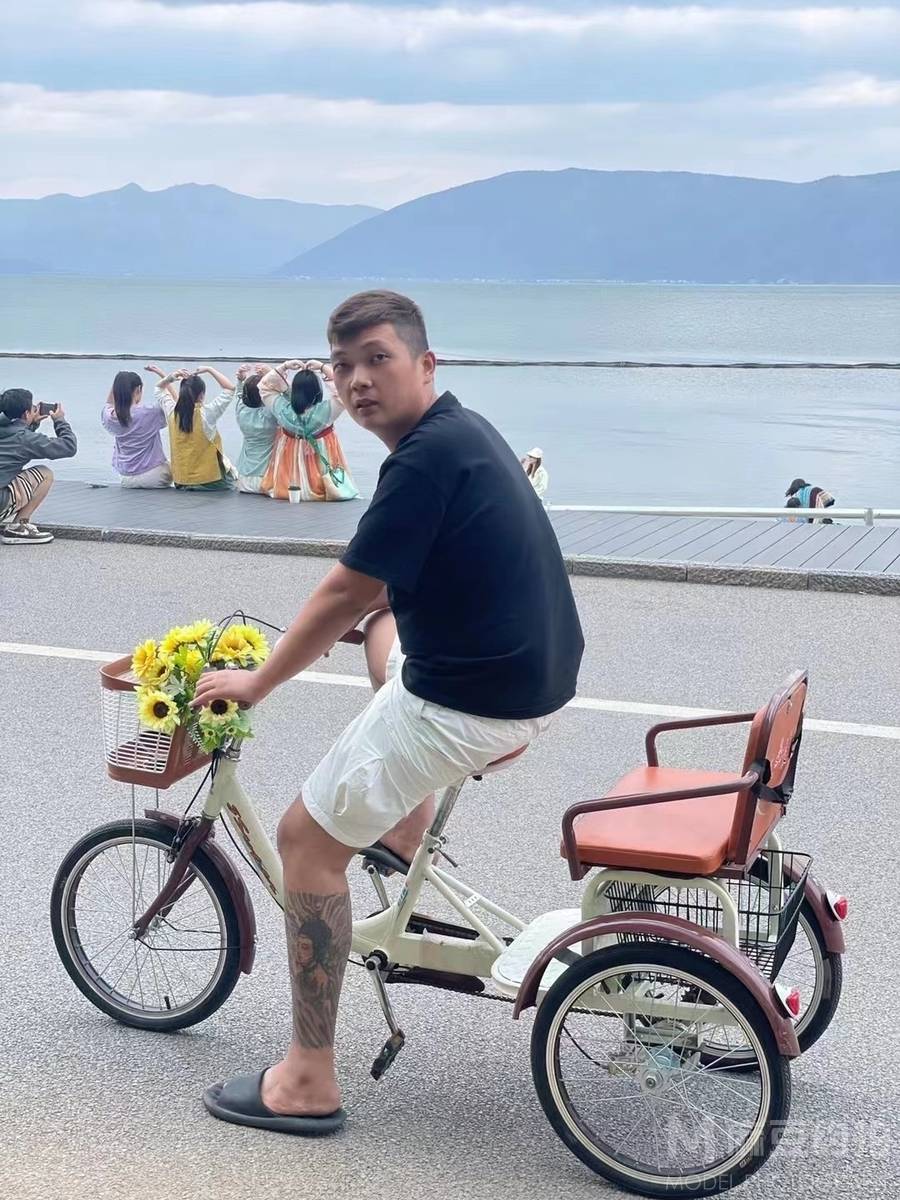 情侣模特